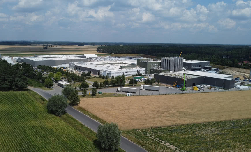Około 100 nowych miejsc pracy - rozbudowa zakładu REHAU w Nochowie