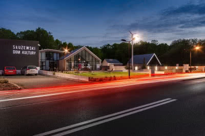 Szkło marki Pilkington w Służewskim Domu Kultury