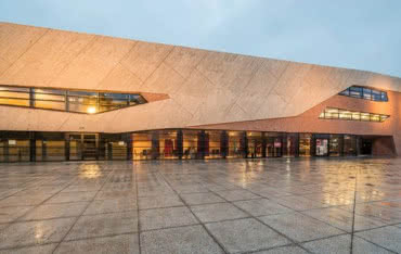 Rozwiązania firmy ALUPROF w Centrum Kulturalno-Kongresowym Jordanki w Toruniu